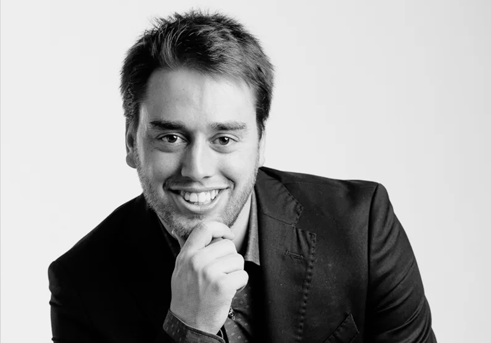 tommaso magliozzi abito agenzia immobiliare
