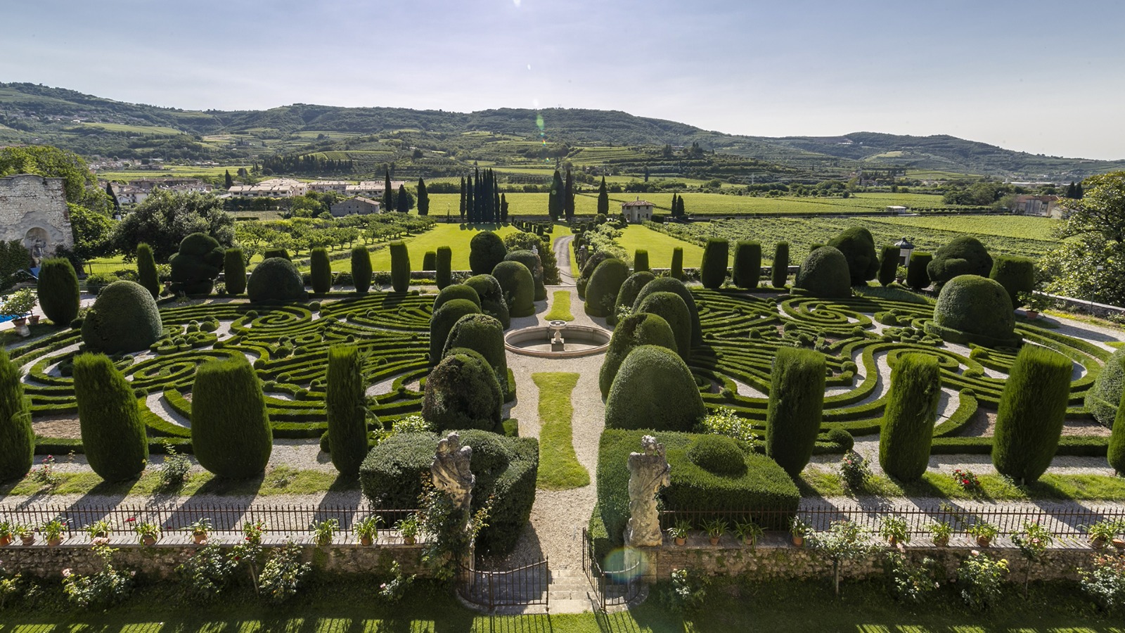 Come creare il tuo giardino all'italiana
